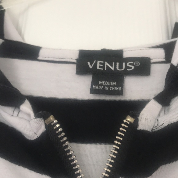 👙VENUS Black &White Striped Bathing Suit Cover👙 - Picture 7 of 9